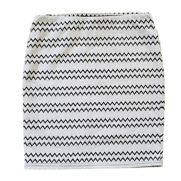 RD Style Stretchy Mini Chevron Print Pencil Skirt LARGE - Picture 1 of 10